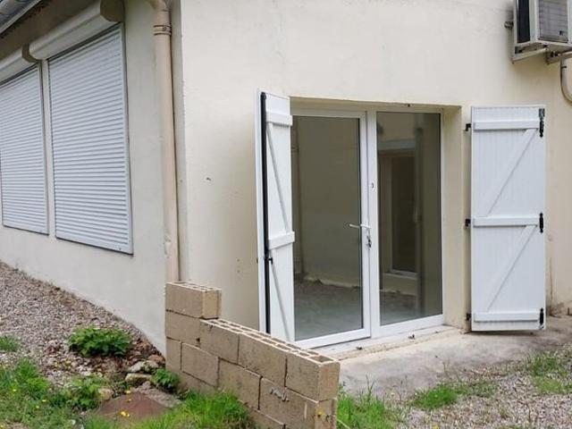 Location Appartement 1 pièce 64m² REALMONT 81120