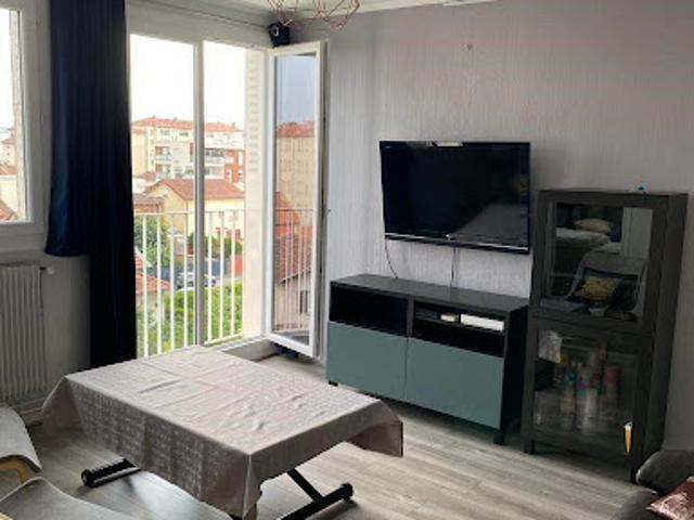 Location Appartement 1 pièce 65 m2 Villeurbanne