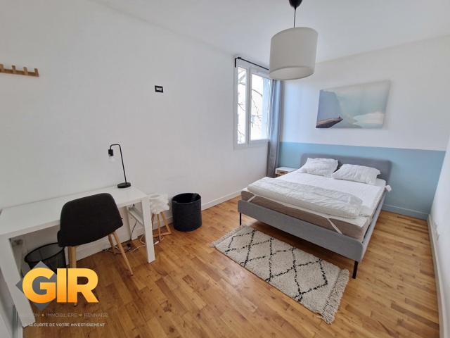 Location Appartement 1 pièce 68m² RENNES 35000