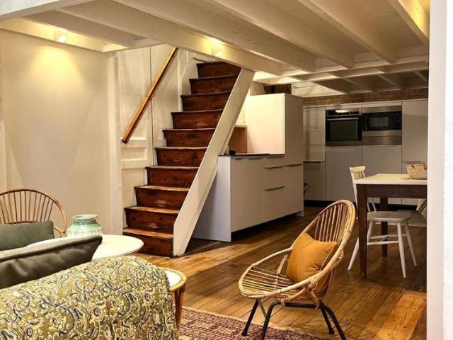 Location Appartement 2 pièces 62m² LYON 7ème