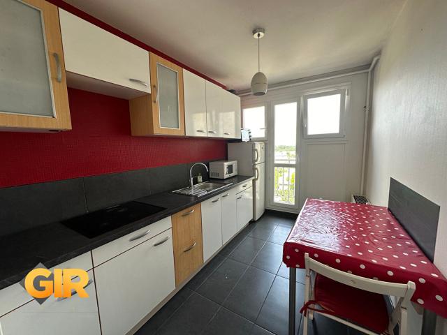 Location Appartement 1 pièce 74m² RENNES 35000