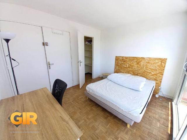 Location Appartement 1 pièce 76m² RENNES 35000