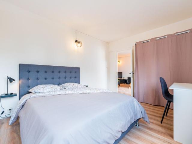 Location Appartement 1 pièce 76m² ST DENIS 97400