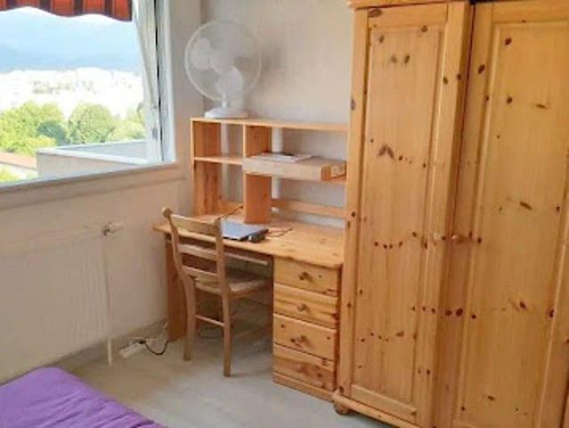 Location Appartement 1 pièce 79 m2 Grenoble