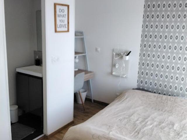 Location Appartement 1 pièce 86 m2 Reims