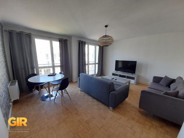 Location Appartement 1 pièce 82m² RENNES 35200