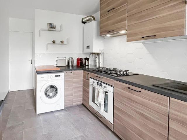 Location Appartement 1 pièce 95 m2 Noisiel