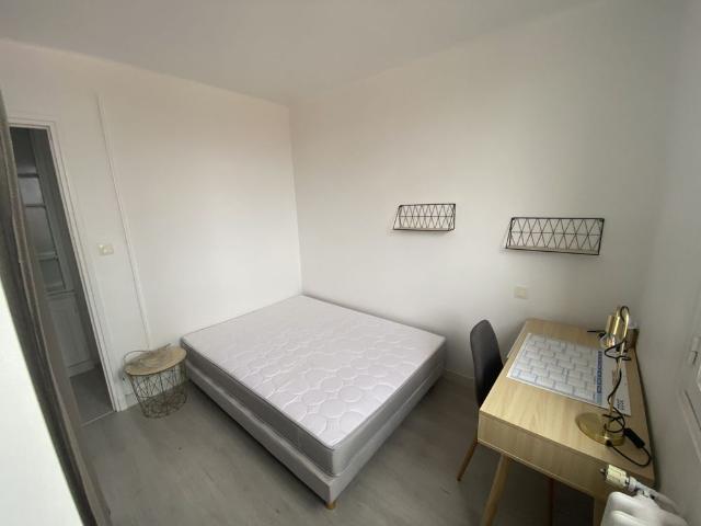 Location Appartement 1 pièce 91m²