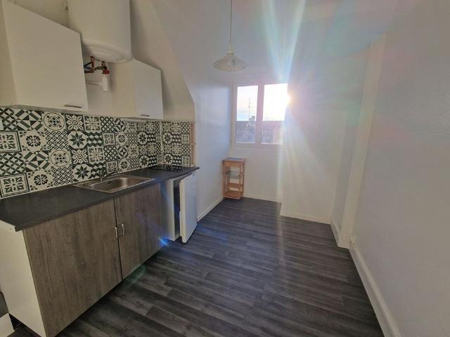 Location appartement 1 pièce, 9.63m², Caen