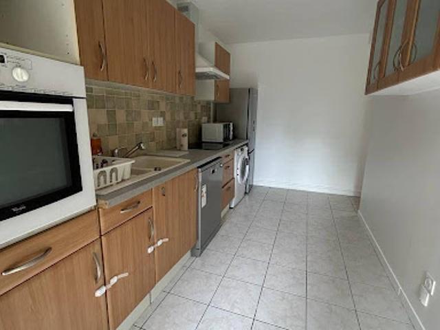Location Appartement 1 pièce 9 m2 Évry Courcouronnes