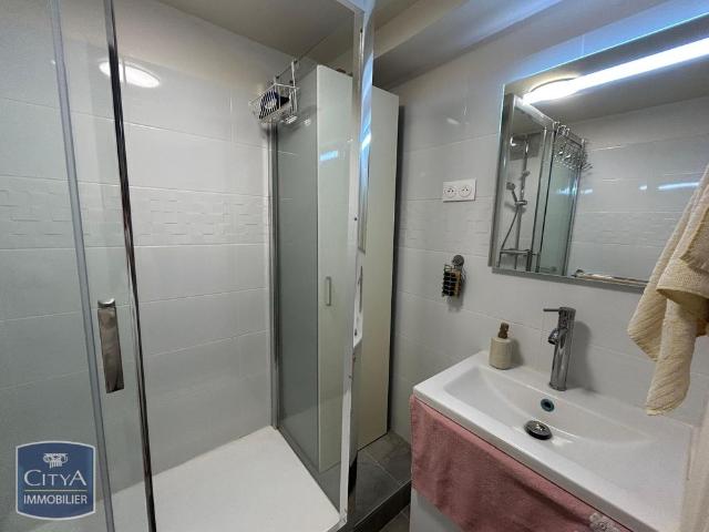 Location Appartement 1 pièce 9m² NICE 06200