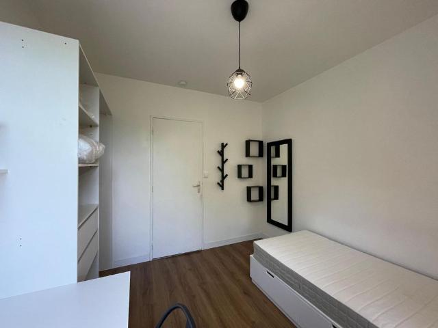 Location Appartement 1 pièce 9m² AVRILLE 49240