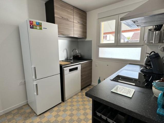 Location Appartement 1 pièce 9m² CHOISY LE ROI 94600