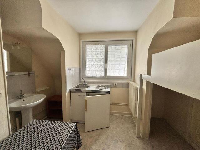 Location Appartement 1 pièce 9m² TOURS 37000