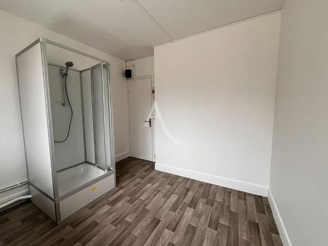 Location Appartement 1 pièce 9m²