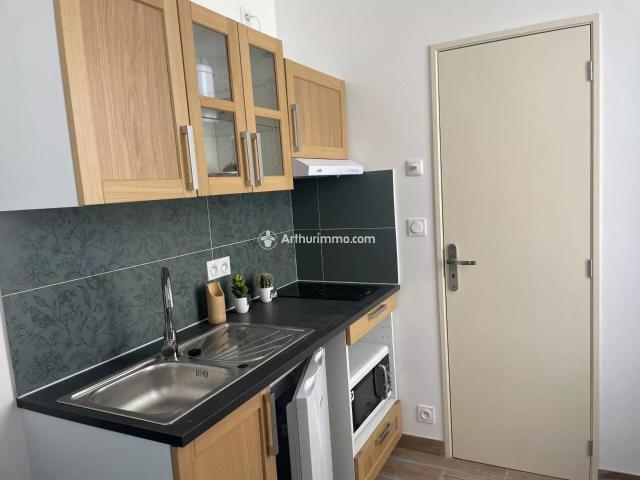Location Appartement 1 pièces 11 m2 à Millau