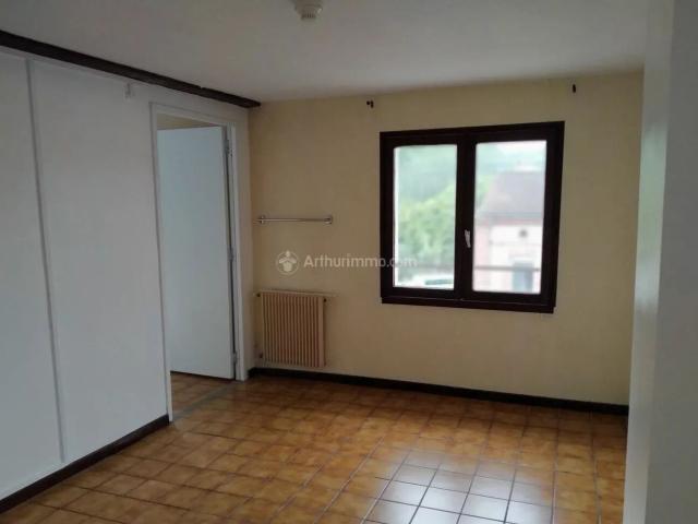Louer appartement de 1 pièce 17 m² 285 € à Blaye les Mines 81400: une annonce Arthurimmo.com
