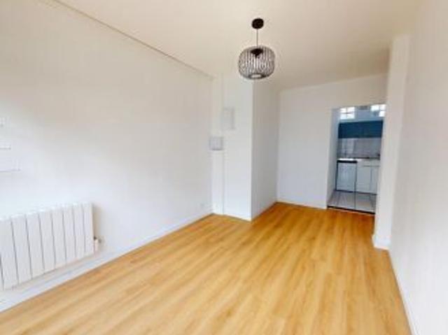 Location Appartement 1 pièces 17 m2 à Chartres
