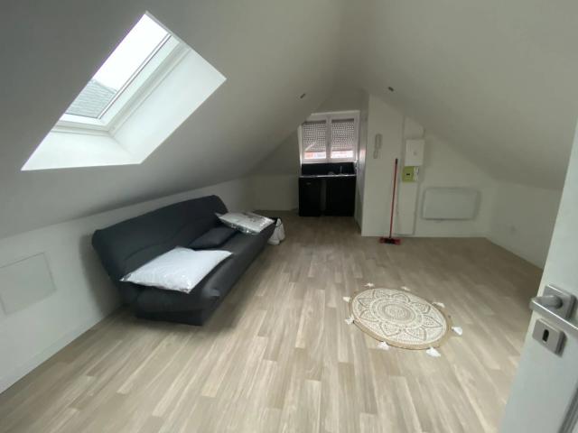 Location Appartement 1 pièces 14 m2 à Saint Quentin
