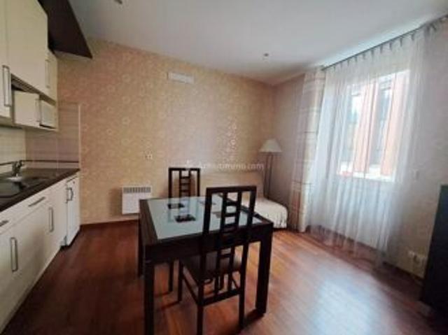 Location Appartement 1 pièces 15 m2 à Carmaux