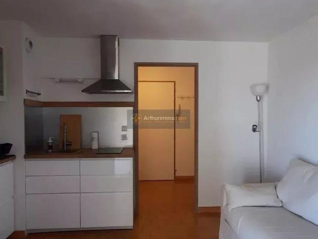 Location Appartement 1 pièces 19 m2 à Saint Aygulf