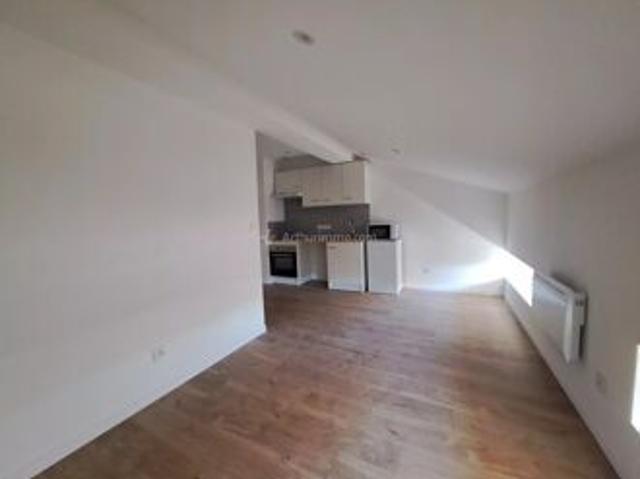 Location Appartement 1 pièces 20 m2 à Carmaux