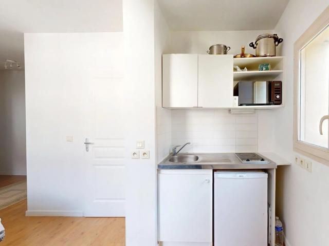 Location Appartement 1 pièces 20 m2 à Corbeil Essonnes