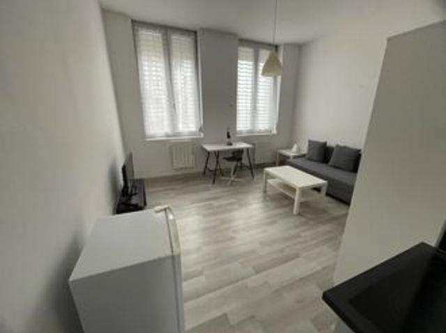 Location Appartement 1 pièces 20 m2 à Saint Quentin