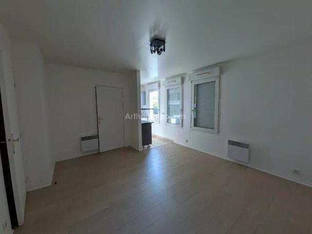 Location Appartement 1 pièces 27 m2 à Champs sur Marne