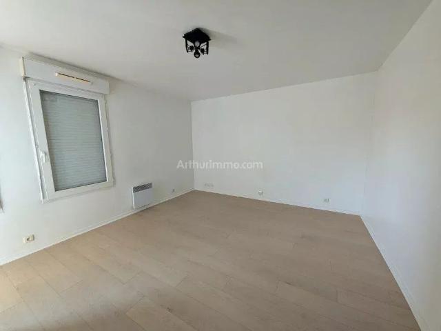 Location Appartement 1 pièces 27 m2 à Champs sur Marne