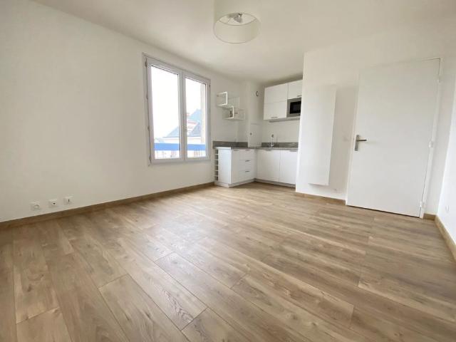 Location Appartement 1 pièces 24 m2 à Saint Arnoult en Yvelines