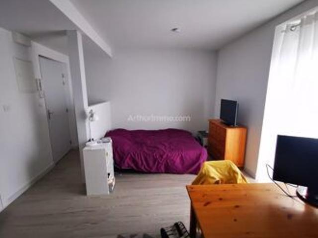 Location Appartement 1 pièces 25 m2 à La Chapelle des Fougeretz