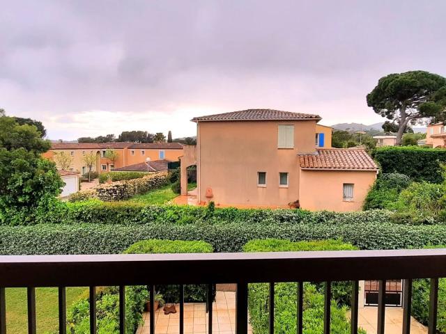 Location Appartement 1 pièces 26 m2 à Roquebrune sur Argens