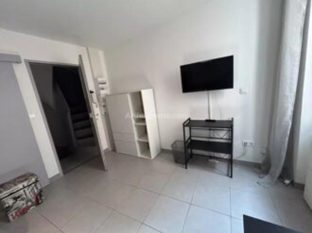Location Appartement 1 pièces 30 m2 à Aubagne