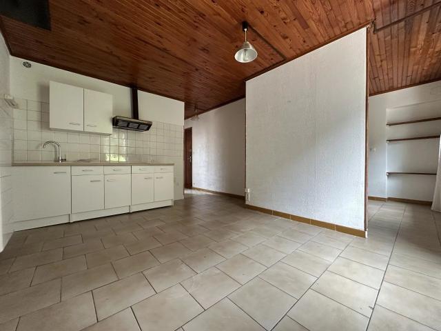 Location Appartement 1 pièces 30 m2 à Lodève