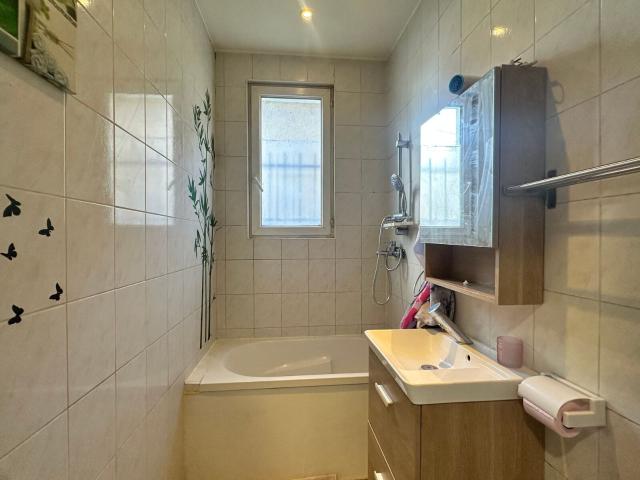 Location appartement, 20.43 m² T 1 à Goussainville, 715 €