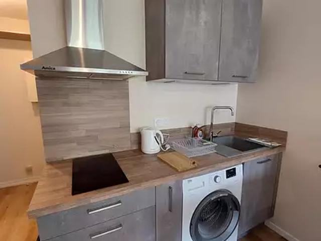 location appartement, 20.11 m² au dernier étage