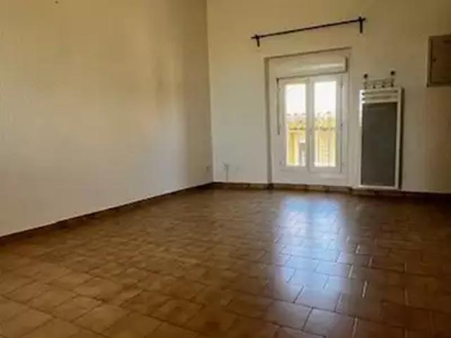location appartement, 21.55 m² au dernier étage