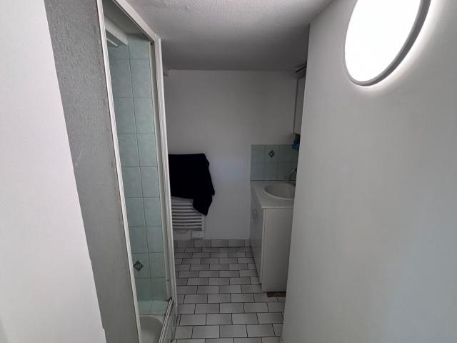 Location appartement, 21.58 m² T 1 à Châtellerault, 347 €