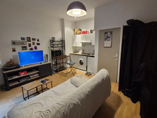 Location appartement, 22.91 m² T 1 à Salon de Provence, 540 €