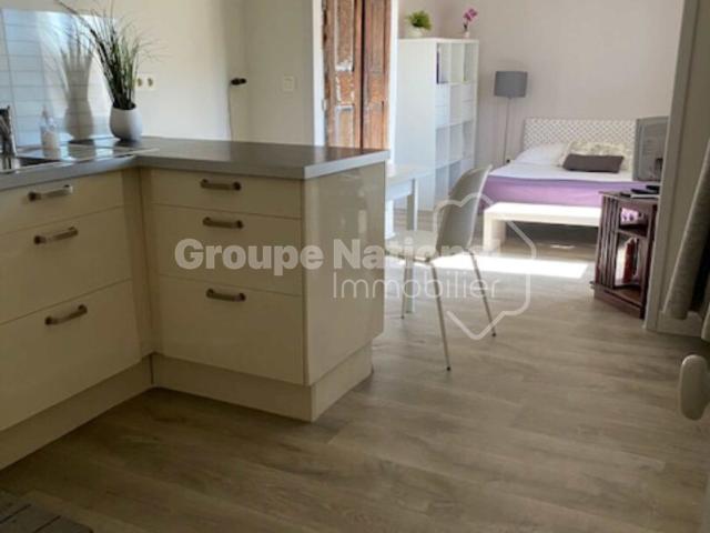 Location appartement 22 m², Avignon 84000 Vaucluse
