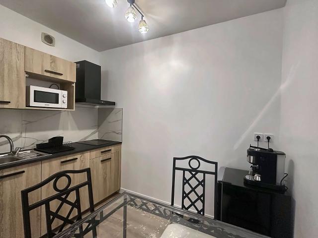 Location appartement, 27.07 m² T 1 à Bordeaux, 700 €