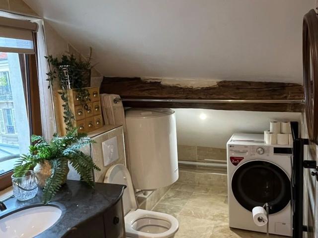 Location appartement, 27.34 m² T 2 à Paris 3, 1 450 €