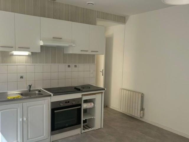 Location appartement, 24.01 m² T 0 à Montfermeil, 735 €