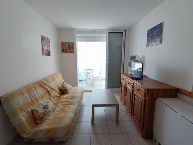Location appartement, 25.35 m² T 2 à Agde, 661 €