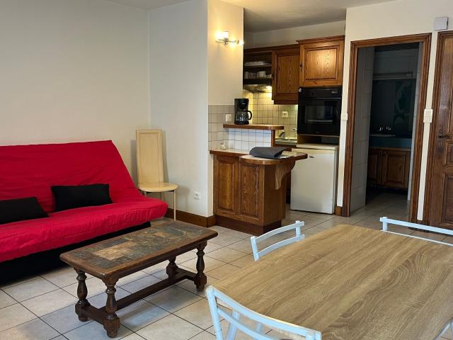 Location appartement, 25 m² T 1 à Chastel Nouvel, 355 €