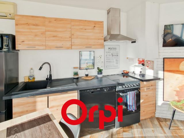 Location appartement, 29.3 m² T 2 à Six Fours les Plages, 950 €