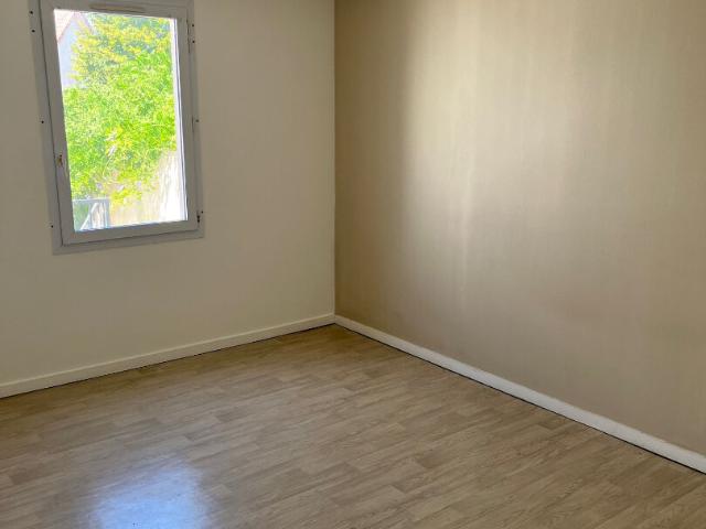 Location appartement 2 pièces, 43.52m², La Roche sur Yon