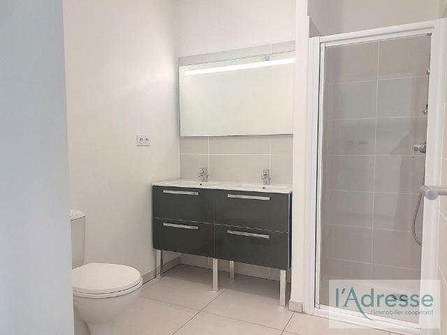 Location appartement 2 pièces, 43.00m², Ajaccio