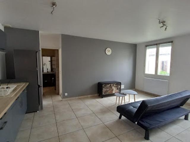 Location Appartement 2 pièces 43.06 m2 Saintes